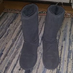 Grey suede bearpaw boots